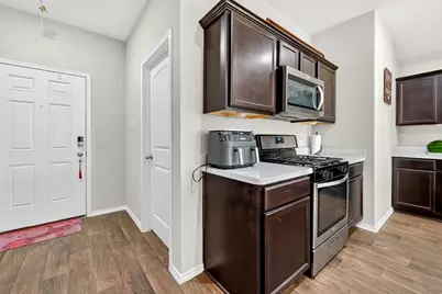 5623 Providence Green Court, Katy, TX 77449 - Photo 7