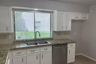 2806 Hollow Creek Dr, Houston, TX 77082 - Photo 15