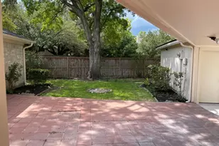 2806 Hollow Creek Dr, Houston, TX 77082 - Photo 45