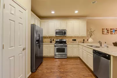 22 Bettina Lane, The Woodlands, TX 77382 - Photo 9