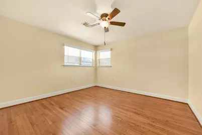 523 Oakdale Avenue, Shoreacres, TX 77571 - Photo 13