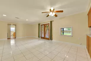 523 Oakdale Ave, Shoreacres, TX 77571 - Photo 7