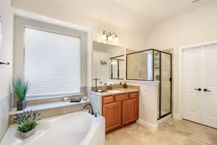 6703 Honeycrest Lane, Spring, TX 77389 - Photo 33