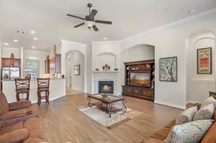 6703 Honeycrest Lane, Spring, TX 77389 - Photo 17