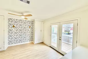 1312 35th St, Galveston, TX 77550 - Photo 17