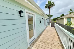 1312 35th St, Galveston, TX 77550 - Photo 29