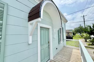 1312 35th St, Galveston, TX 77550 - Photo 3