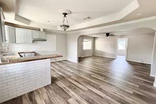 12906 Gladden Dr, Houston, TX 77049 - Photo 3