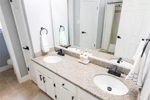 31 N Drifting Leaf Ct, The Woodlands, TX 77380 - Photo 35