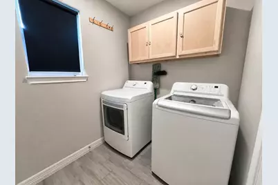 7730 Avenue E, Beasley, TX 77417 - Photo 11