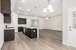 2247 River Oaks Dr, West Columbia, TX 77486 - Photo 11
