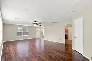 7203 Lazy Summer Ct, Magnolia, TX 77354 - Photo 5