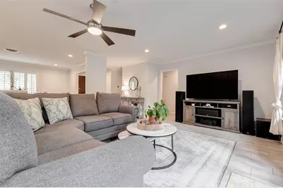 1615 Imperial Crown Drive, Houston, TX 77043 - Photo 5