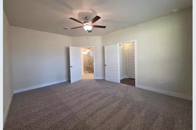 2067 Winepress Road, Brenham, TX 77833 - Photo 11