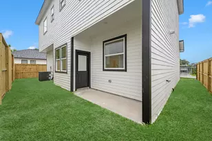 2348 Delafield St, Houston, TX 77023 - Photo 11