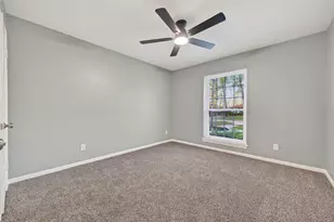 902 Kingsbridge Rd, Houston, TX 77073 - Photo 37