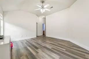 994 Jefferson St, Alvin, TX 77511 - Photo 25