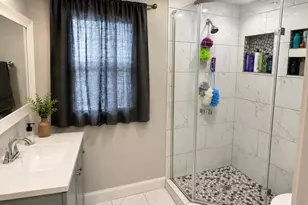 310 W Francis St, Baytown, TX 77520 - Photo 17