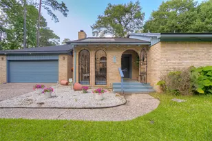 404 River Oaks Dr, Huntsville, TX 77340 - Photo 39