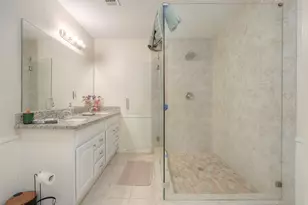 404 River Oaks Dr, Huntsville, TX 77340 - Photo 15