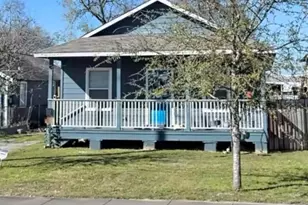 7813 Canal St, Houston, TX 77012 - Photo 1