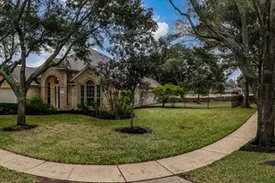 16327 Cliff Haven Dr, Houston, TX 77095 - Photo 3