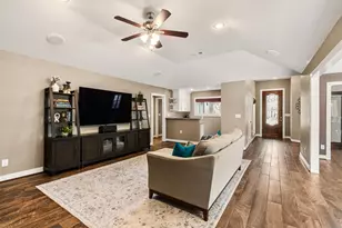 11519 Lakeside Pl Dr, Houston, TX 77077 - Photo 17
