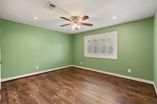 11519 Lakeside Pl Dr, Houston, TX 77077 - Photo 33