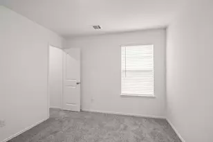 1695 Portia Ln, Conroe, TX 77301 - Photo 11