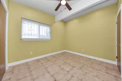 5326 Heatherbrook Drive, Houston, TX 77045 - Photo 37