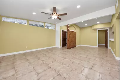 5326 Heatherbrook Drive, Houston, TX 77045 - Photo 9