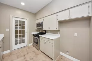 5326 Heatherbrook Dr, Houston, TX 77045 - Photo 15