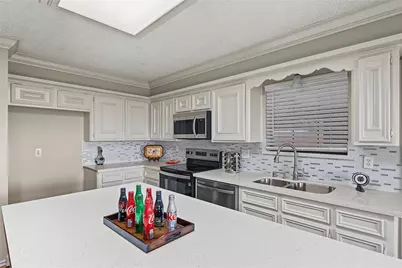 1411 Guadalupe, Stafford, TX 77477 - Photo 11
