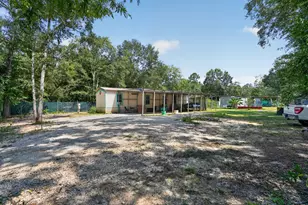 20 Juanita Ln, Shepherd, TX 77371 - Photo 1