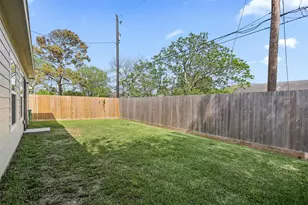 2518 33rd Ave N, Texas City, TX 77590 - Photo 25