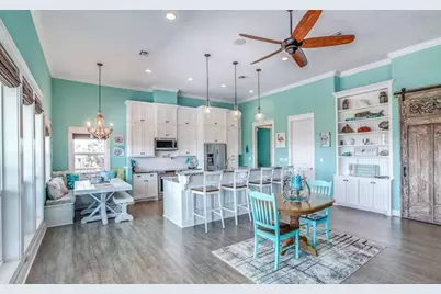 922 Palmridge Drive, Crystal Beach, TX 77650 - Photo 5