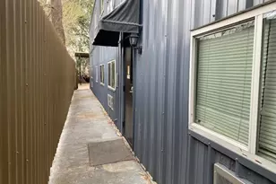 7648 Broadview Dr, Houston, TX 77061 - Photo 7