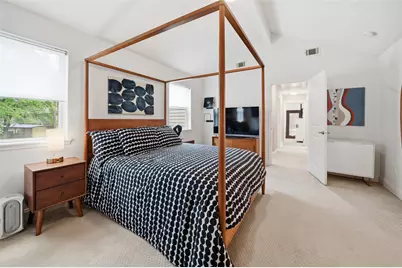 20 Green Haven Drive, The Woodlands, TX 77381 - Photo 15