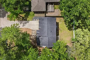 20 Green Haven Dr, The Woodlands, TX 77381 - Photo 3