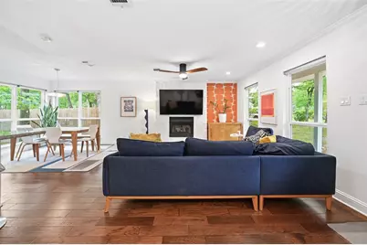 20 Green Haven Drive, The Woodlands, TX 77381 - Photo 5