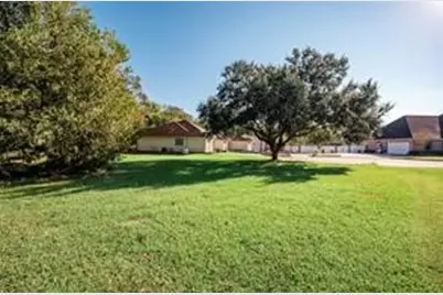 4 Stoneybrook Lane, Bay City, TX 77414 - Photo 3