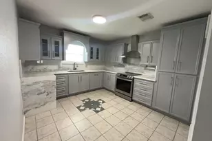 19096 County Rd 669F, Alvin, TX 77511 - Photo 3