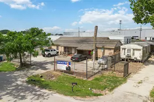 8021 Berwyn Dr, Houston, TX 77037 - Photo 1