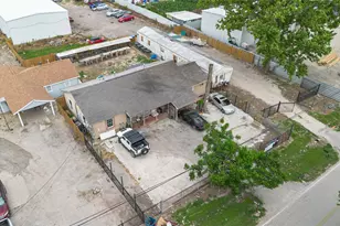 8021 Berwyn Dr, Houston, TX 77037 - Photo 5