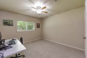 203 Summer Pine Ct, Conroe, TX 77304 - Photo 21