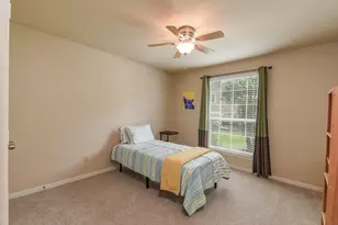 203 Summer Pine Ct, Conroe, TX 77304 - Photo 17
