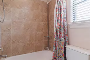 11207 Tramonto Dr, Houston, TX 77042 - Photo 9