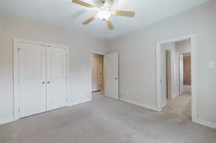 11207 Tramonto Dr, Houston, TX 77042 - Photo 7