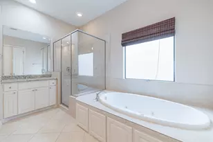 11207 Tramonto Dr, Houston, TX 77042 - Photo 35