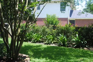 4606 Russett Ln, Sugar Land, TX 77479 - Photo 3